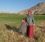 Wakhi mother and daughter in Badakhshan, Tajikistan. Photo credit: Jake Smith