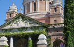 Mirogoj Cemetery in Zagreb, Croatia. Photo credit: Gerald Smetana