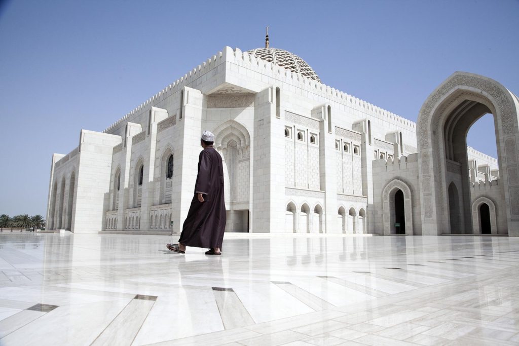 The Sultan Qaboos Grand Mosque in Muscat. Photo credit: Desert Adventures