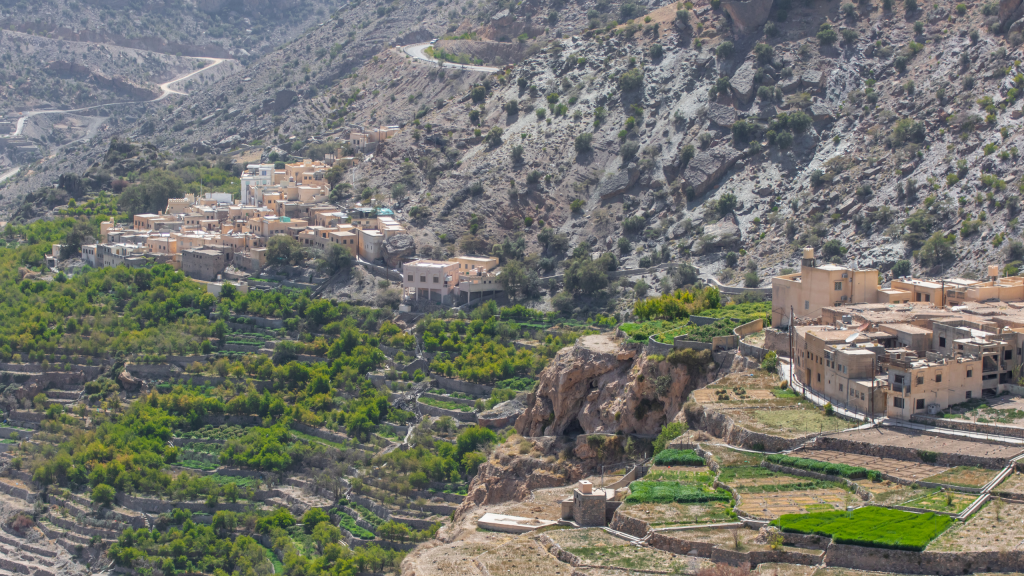 Insider Oman: Hidden Highlights from 5 MIR Experts MIR